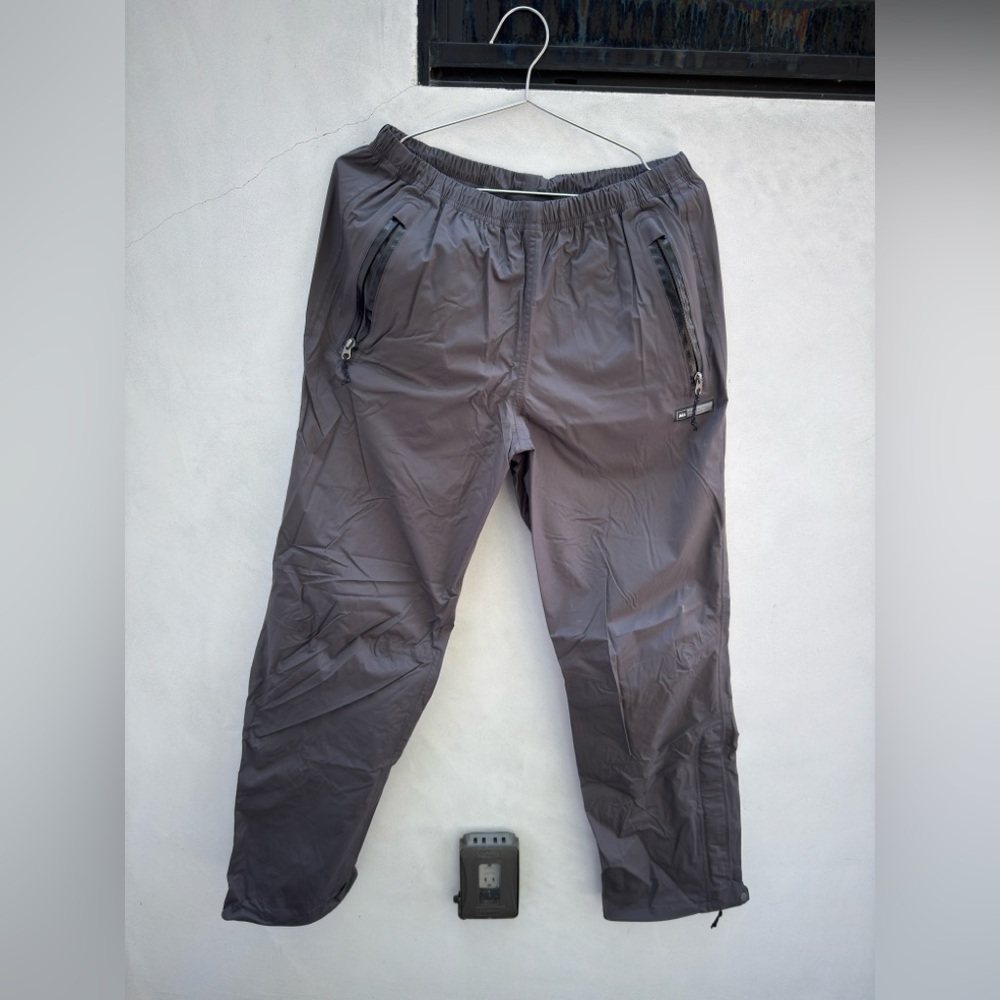 REI Men’s Charcoal Waterproof Windbreaker Pants